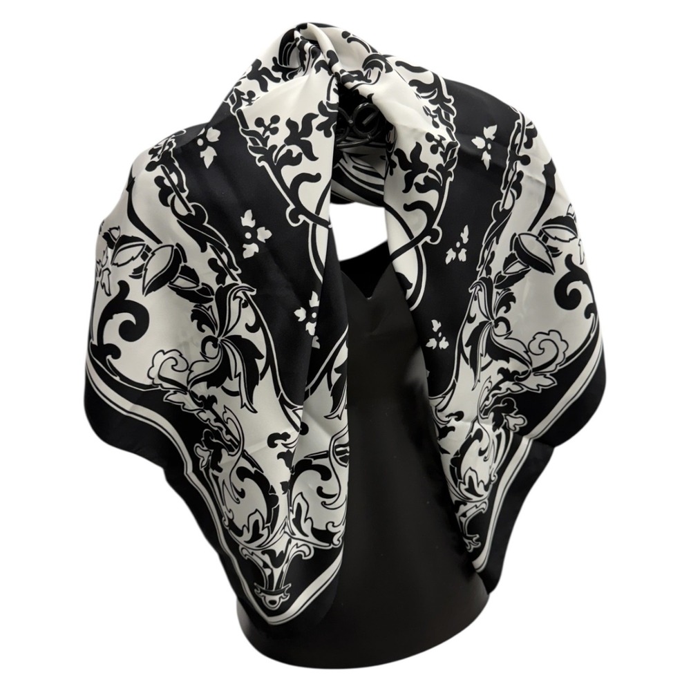 Black White Womens Square Scarf Polyester Made in‎ Italy 34"